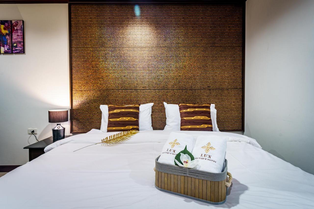 Lux Boutique Hotel Nonthaburi Buitenkant foto