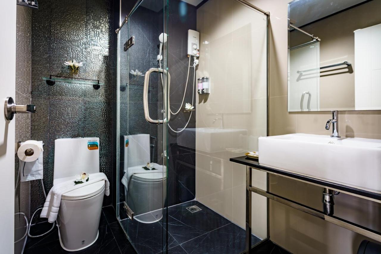 Lux Boutique Hotel Nonthaburi Buitenkant foto
